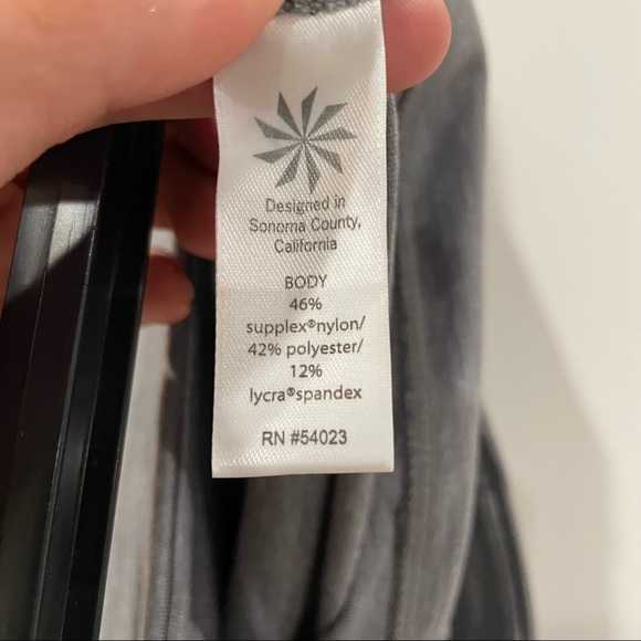 Athleta Grey H-Rise Chaturanga Leggings White Mesh Sides - Picture 6 of 6